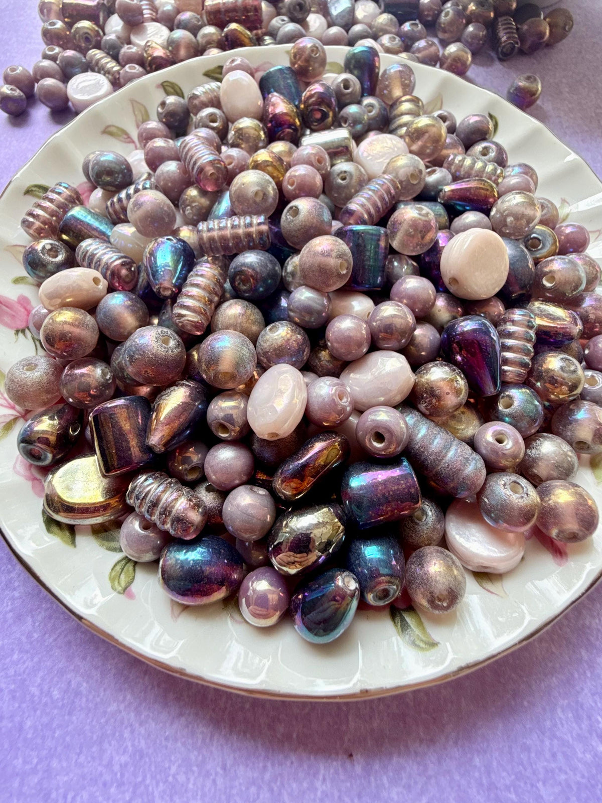 1/2 lb Stardust Lilac AB Glass Bead Mix – Iridescent Lavender Jewelry Making Beads (0.5 lb)