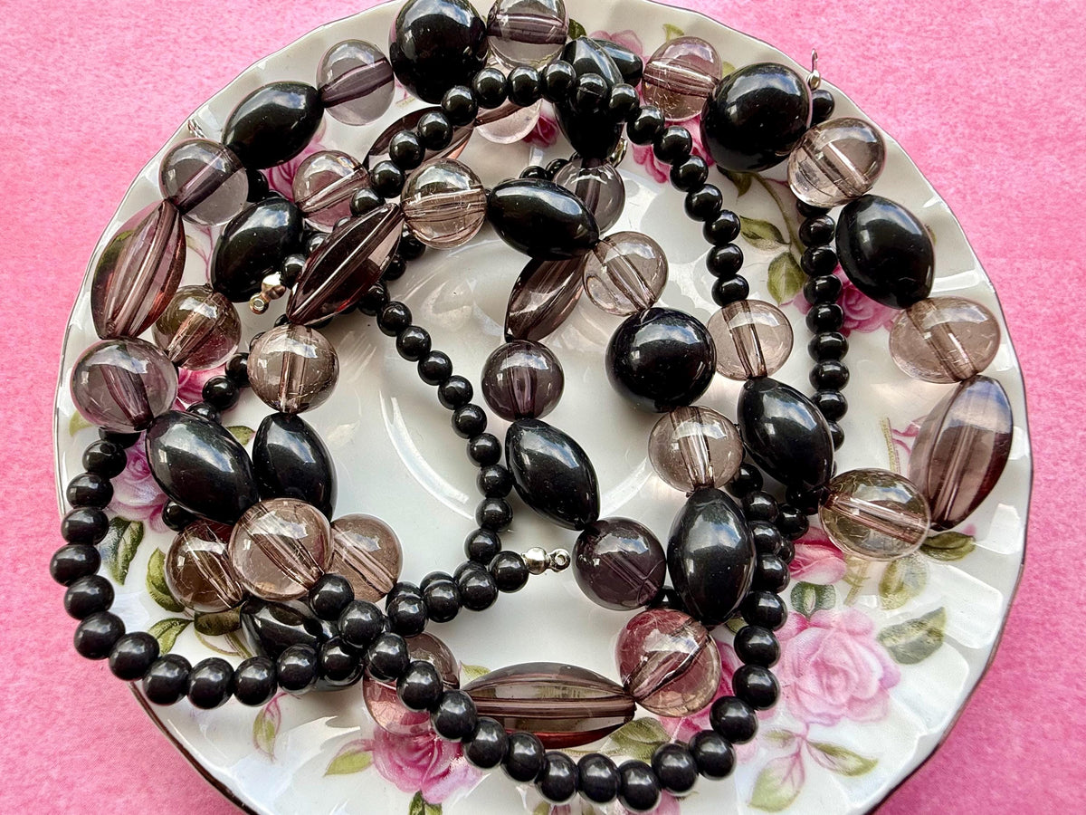 18” Vintage 1990s Acrylic Bead Strand | Retro Y2K Jewelry Making Beads | Chunky Mixed Shape Craft Supply | Choose Your Color