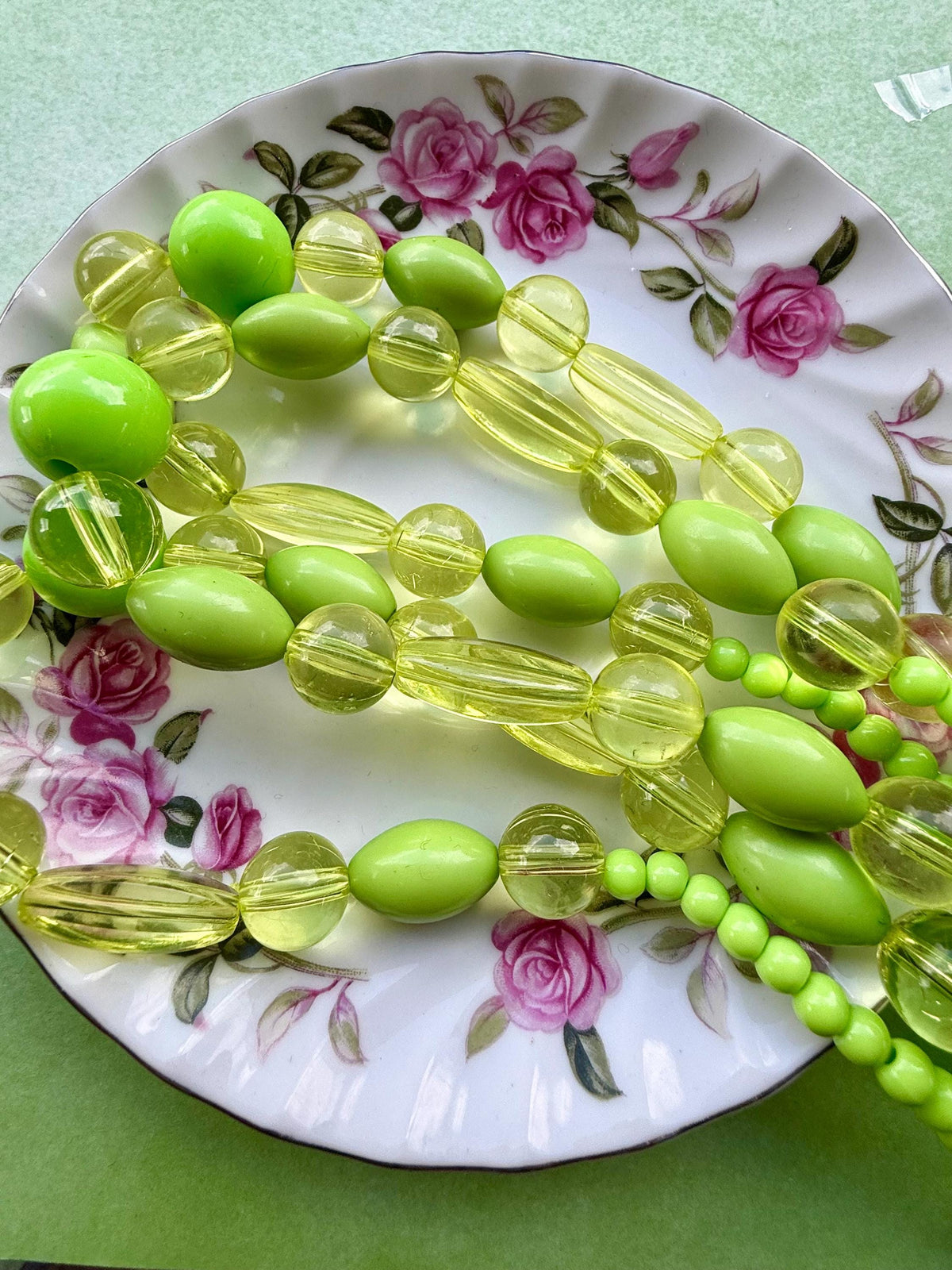 18” Vintage 1990s Acrylic Bead Strand | Retro Y2K Jewelry Making Beads | Chunky Mixed Shape Craft Supply | Choose Your Color