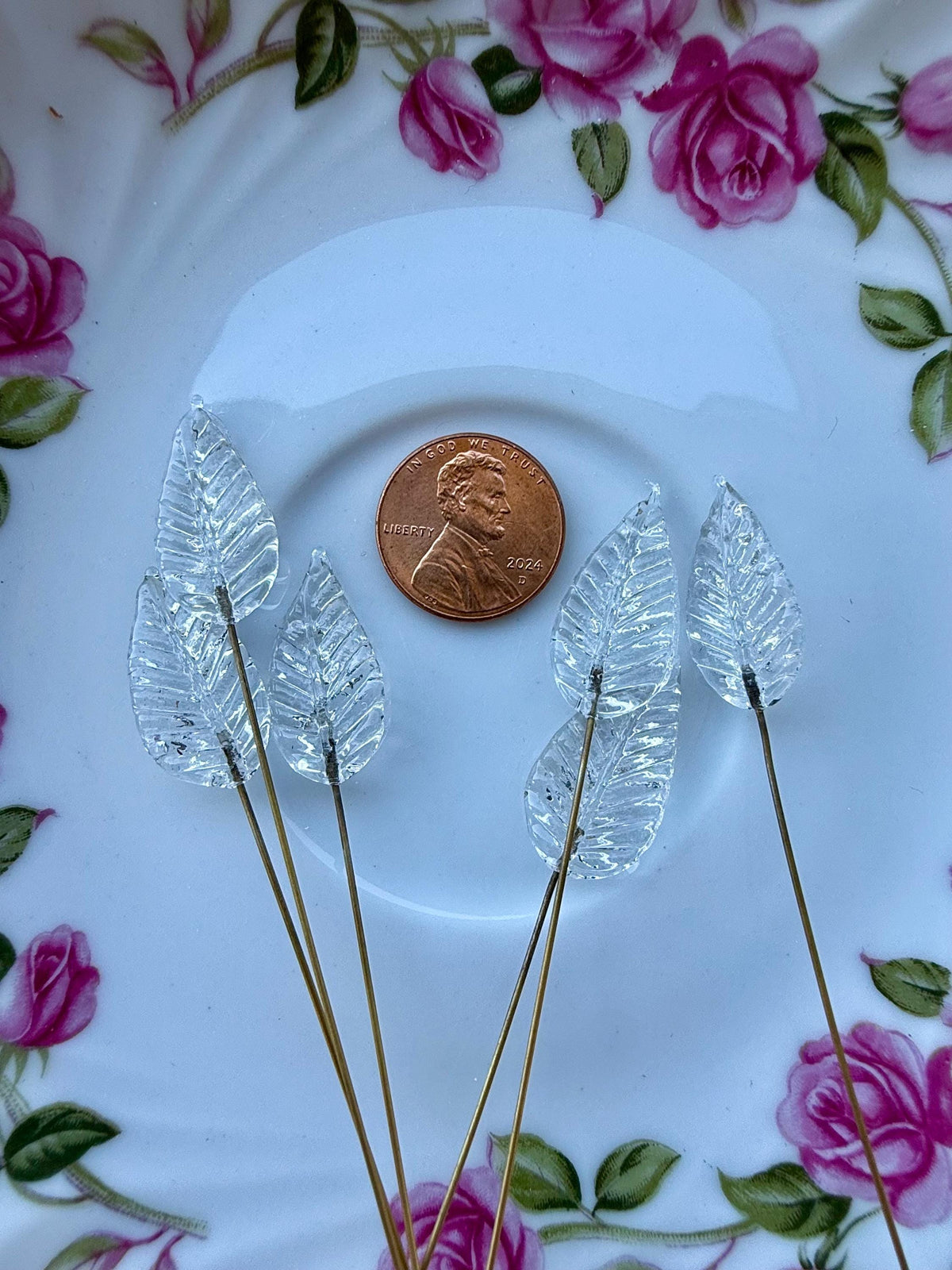25 Starlit Ice Clear Glass Leaf Headpins on Raw Brass Wire, Vintage-Inspired Floral Jewelry Findings, Wired Leaves for Crafts