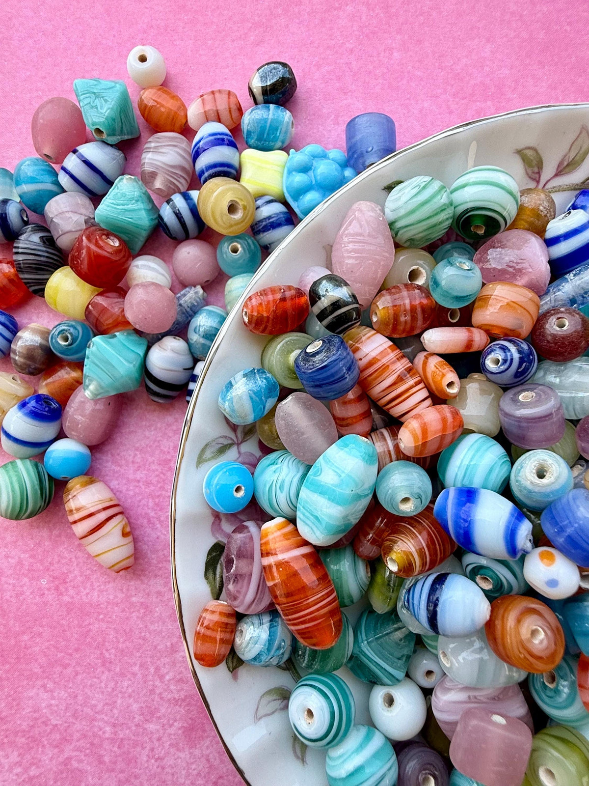1/2 lb Retro Candy Glass Bead Mix – Assorted Striped & Colorful Glass Beads, Vintage Style Bead Soup, Bulk Jewelry Making Beads