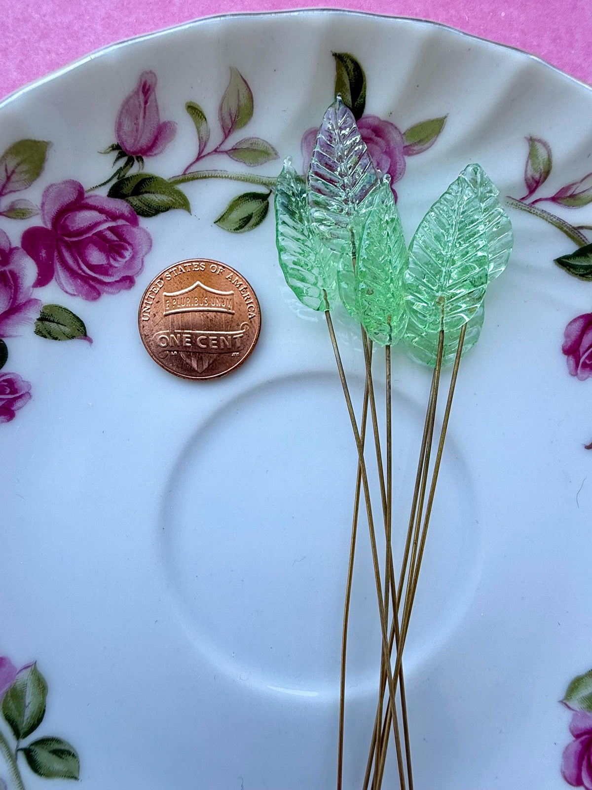 25 Fairy Glow Green Glass Leaf Headpins on Raw Brass Wire, Vintage-Inspired Floral Jewelry Findings, Wired Flowers for Crafts