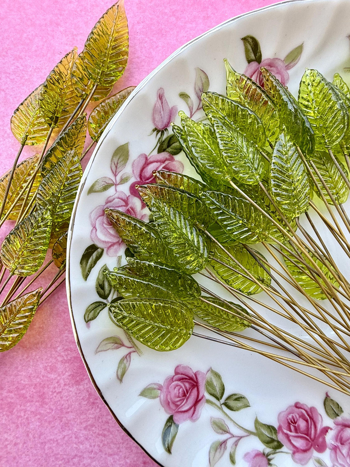 25 Solar Moss Glass Leaf Headpins on Raw Brass Wire, Vintage-Inspired Floral Jewelry Findings, Wired Flowers for Crafts