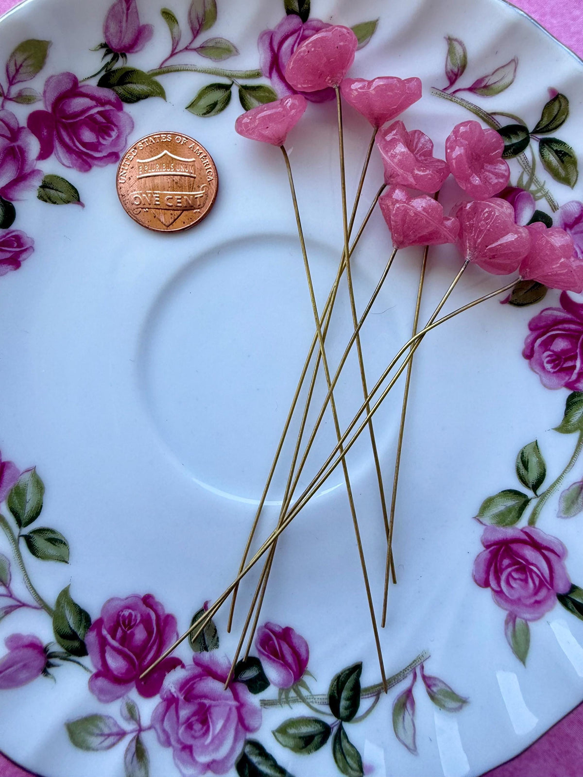 25 Plasma Pink Glass Flower Headpins on Raw Brass Wire, Vintage-Inspired Floral Jewelry Findings, Wired Leaves for Crafts